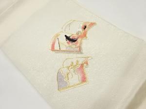 金駒刺繍冊子に貴女模様名古屋帯